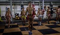 Muay Thai, Tradition vs Safety