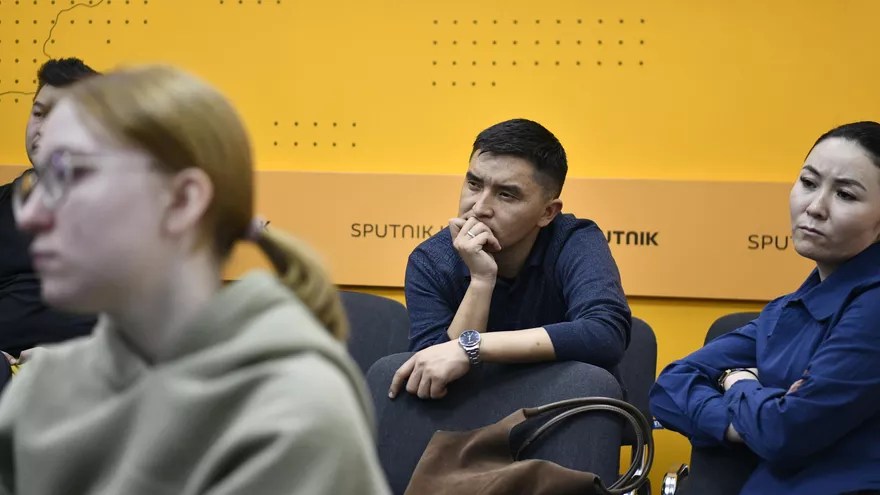 SputnikPro, Stenin Photo Contest deliver workshop in Bishkek SputnikPro, Stenin Photo Contest deliver workshop in Bishkek
