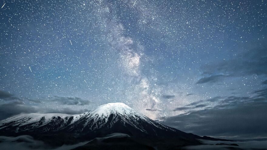 Stars over Tolbachik